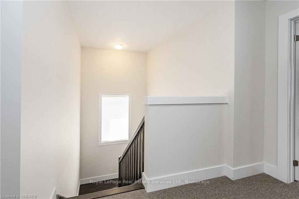 Photo 19 of 46 Creek Ridge Street, Kitchener — HOMEH