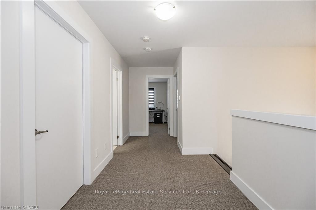 Photo 24 of 46 Creek Ridge Street, Kitchener — HOMEH