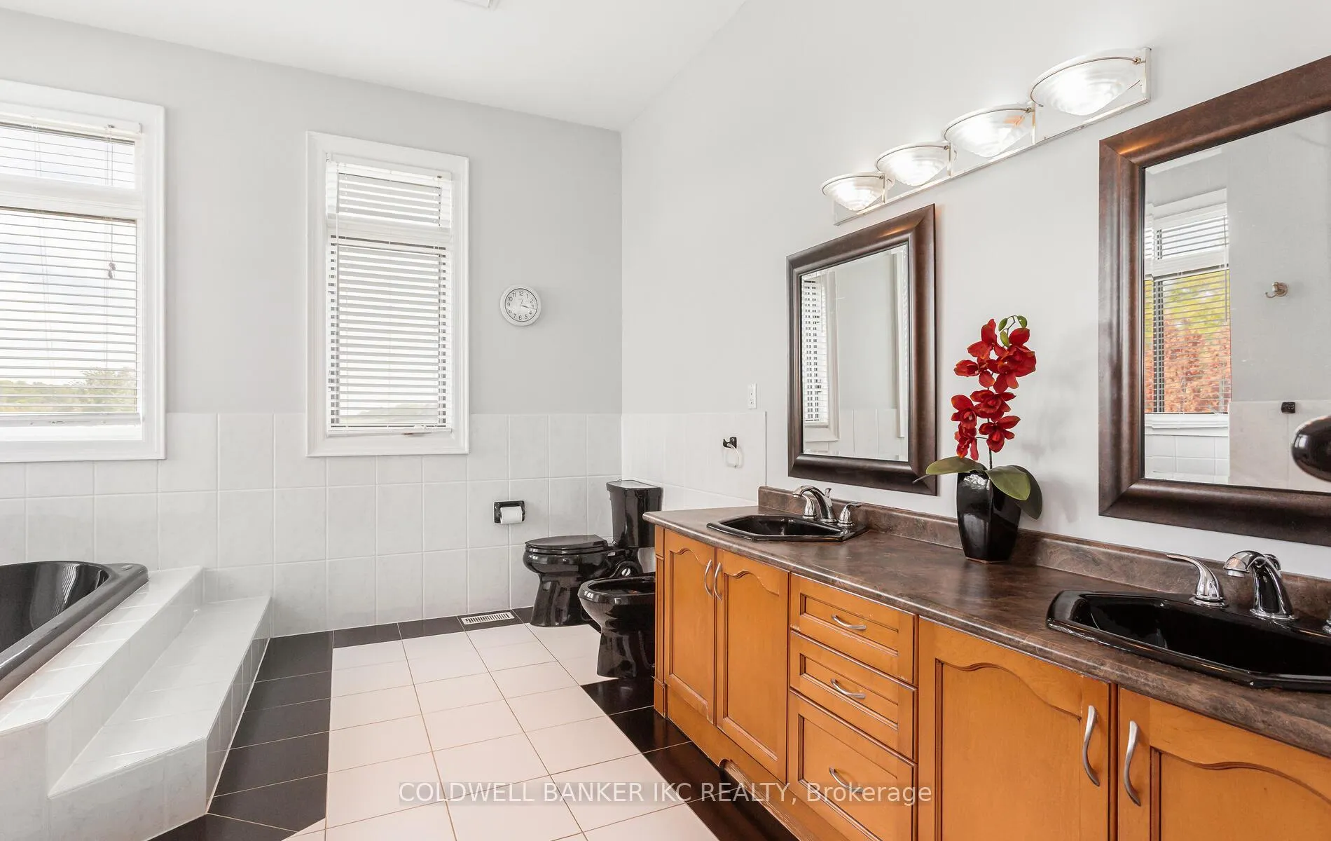 Photo 29 of 2738 Lower Base Line Street, Milton, Rural Trafalgar — HOMEH