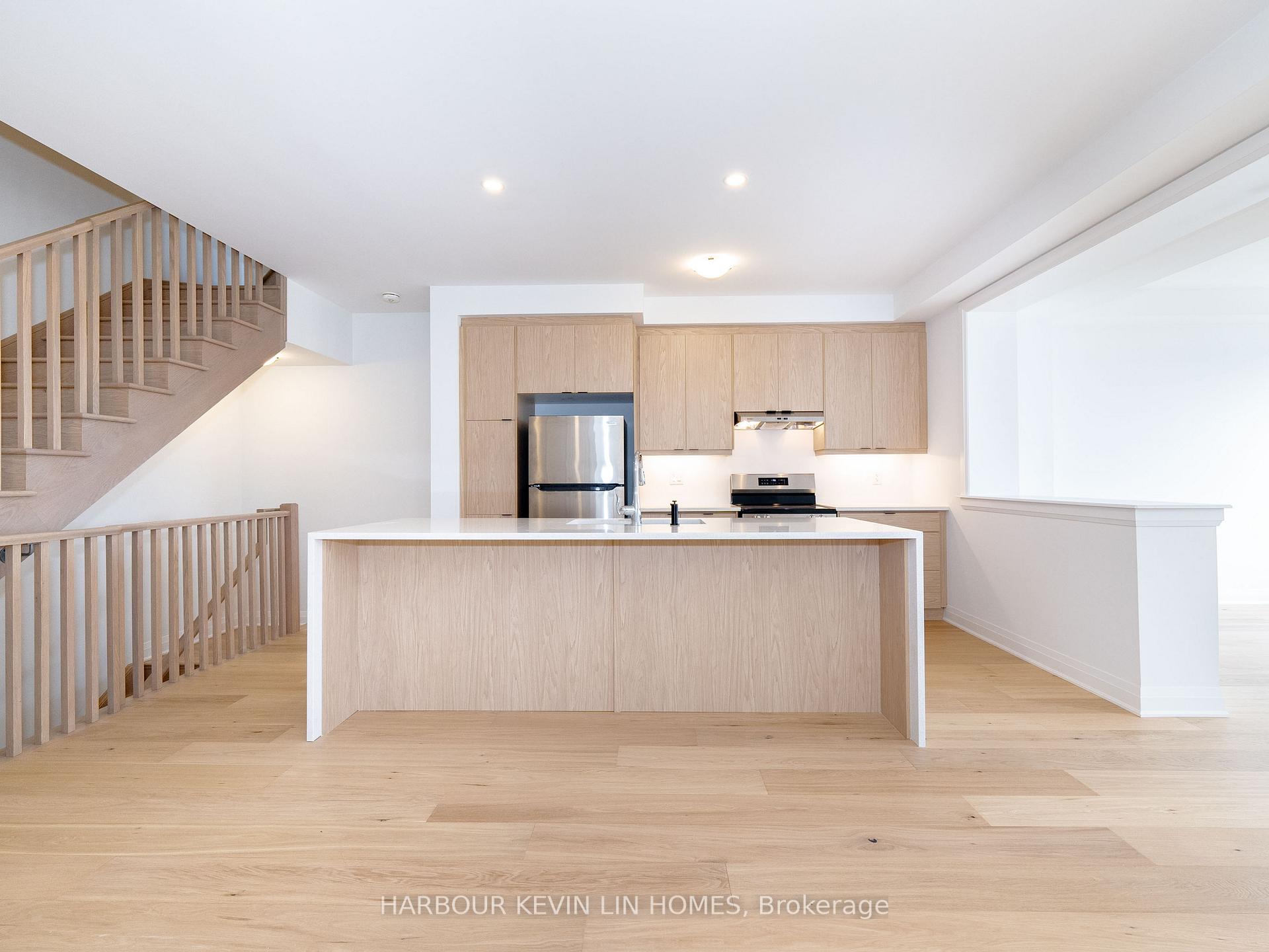 Photo 4 of 46 Azure Drive, Markham, Rural Markham — HOMEH