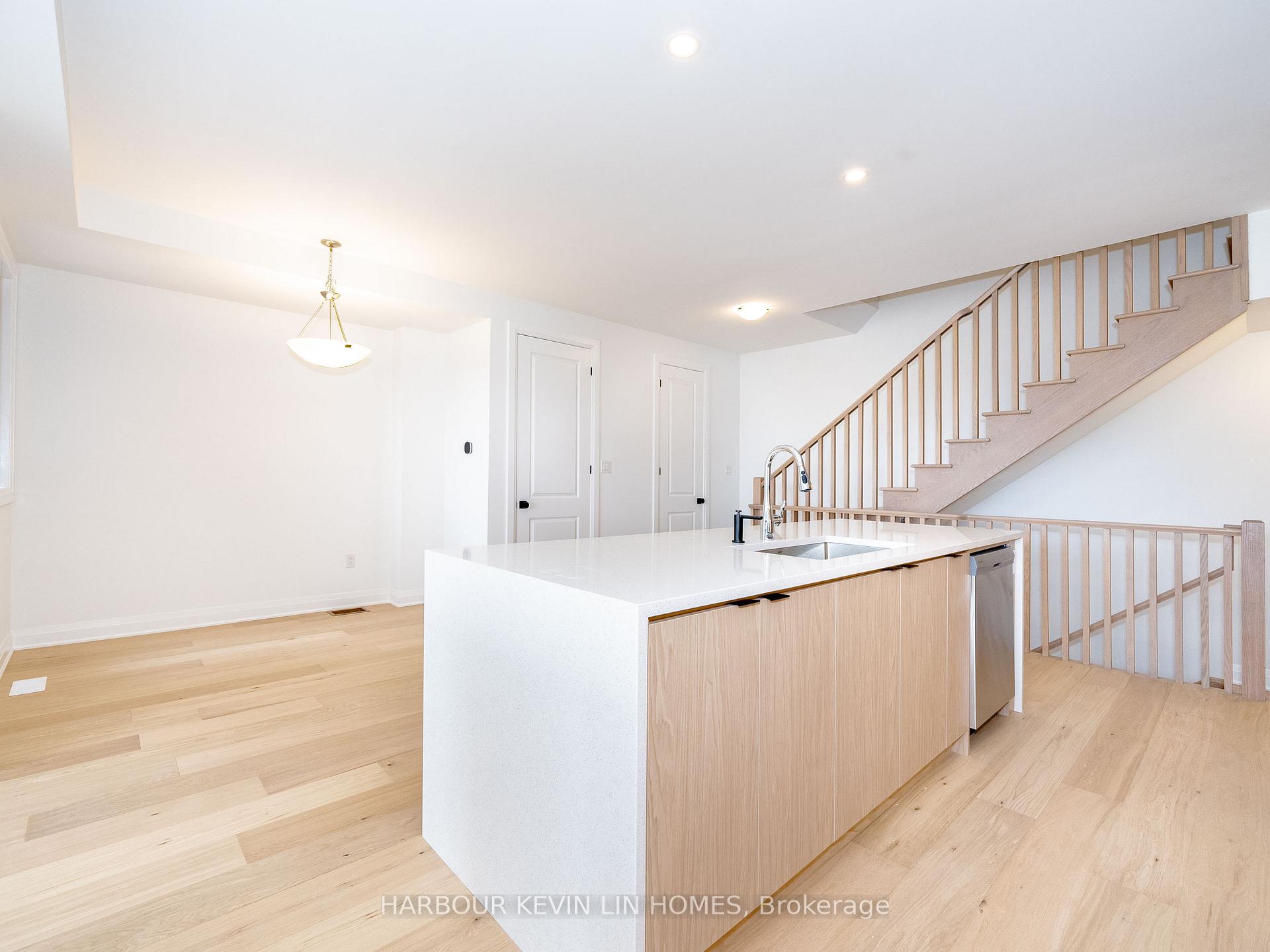 Photo 6 of 46 Azure Drive, Markham, Rural Markham — HOMEH