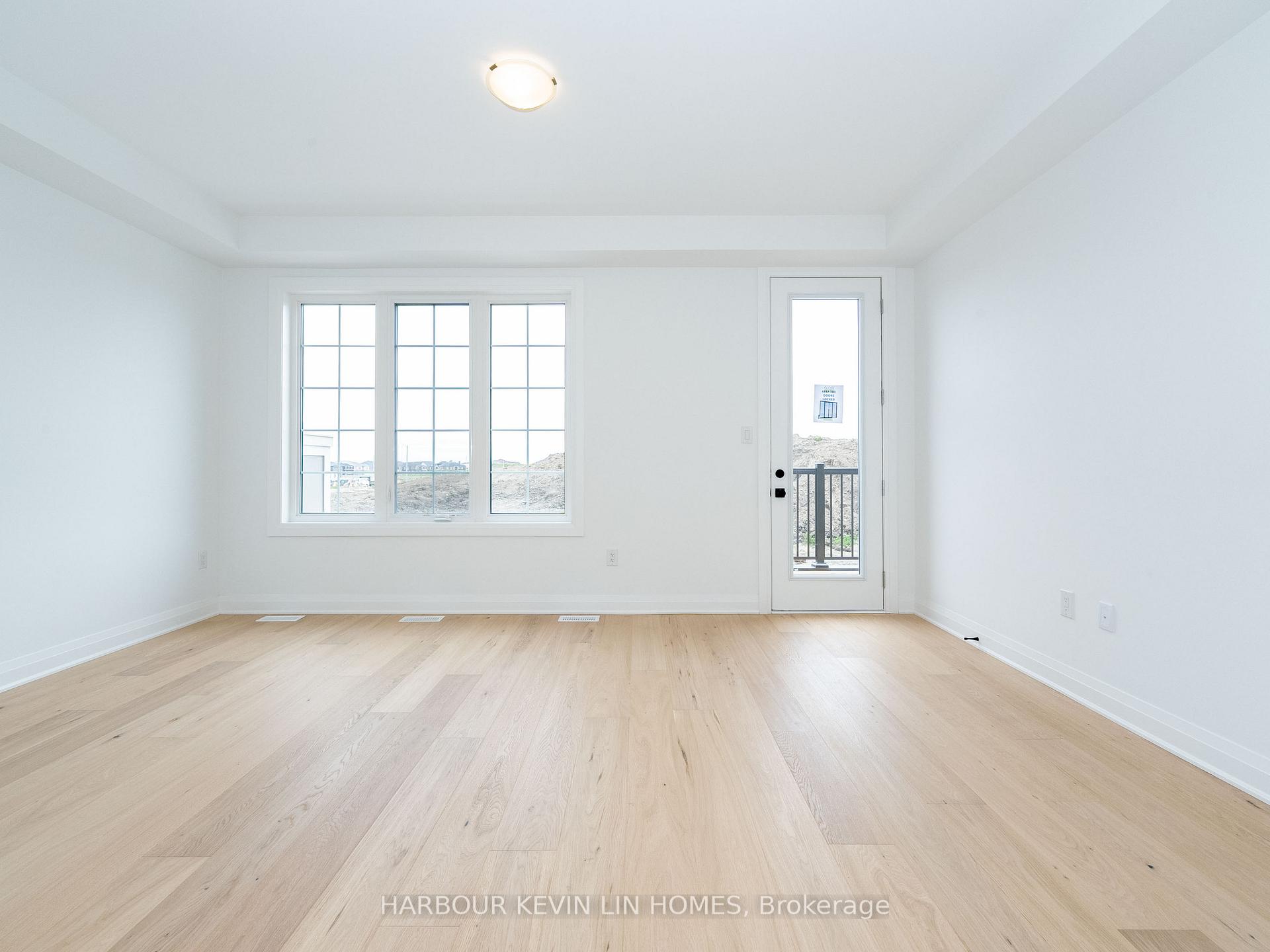 Photo 10 of 46 Azure Drive, Markham, Rural Markham — HOMEH