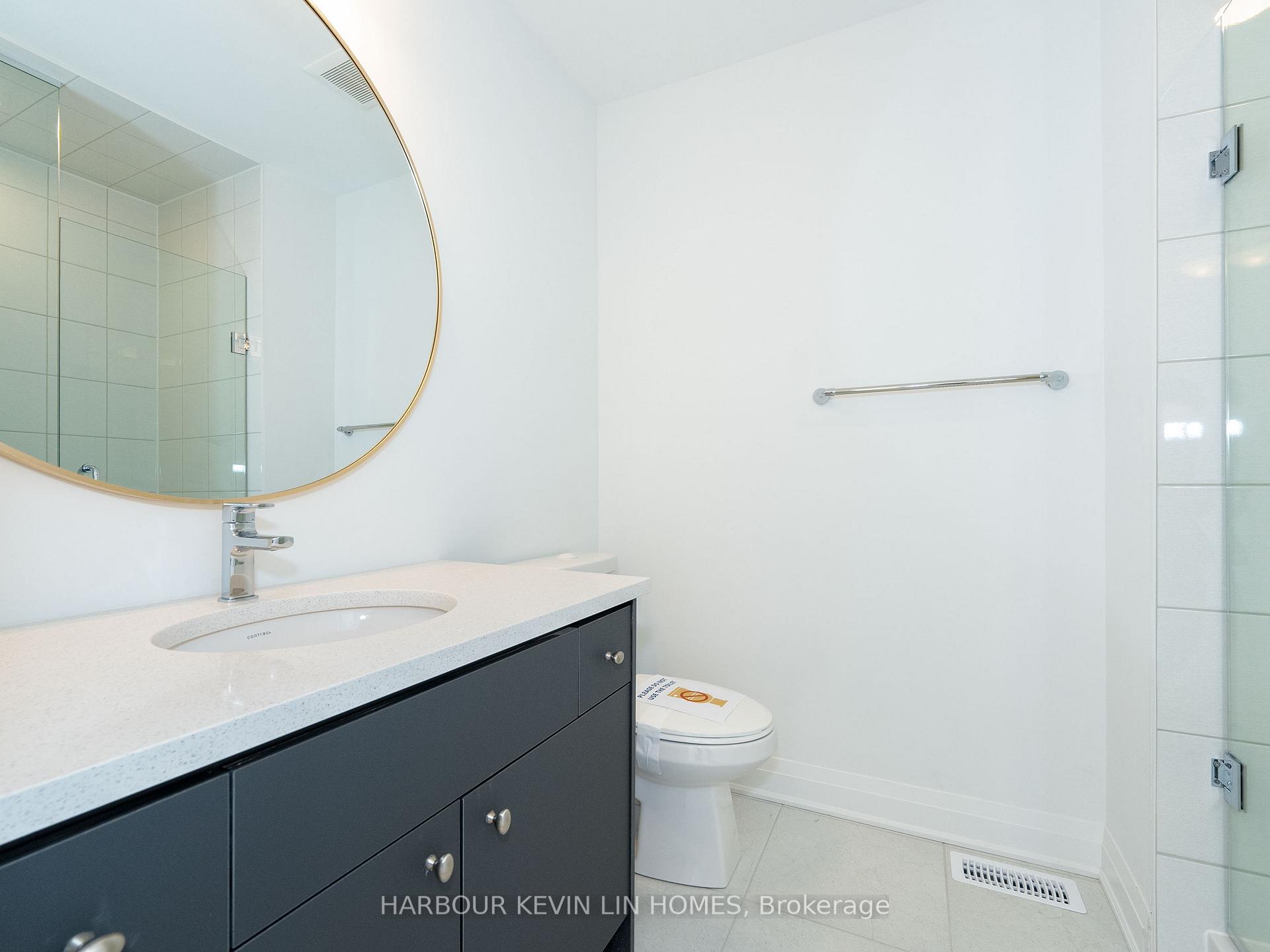 Photo 18 of 46 Azure Drive, Markham, Rural Markham — HOMEH