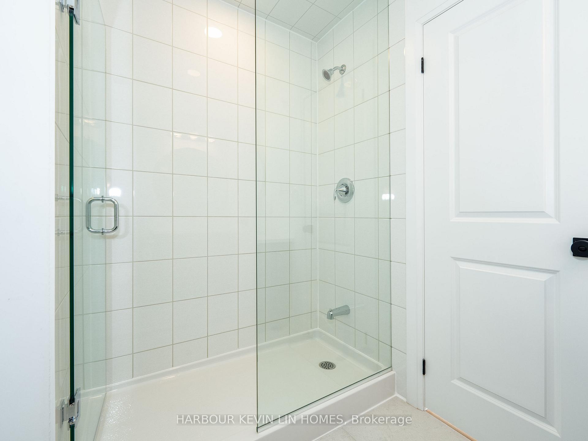 Photo 19 of 46 Azure Drive, Markham, Rural Markham — HOMEH