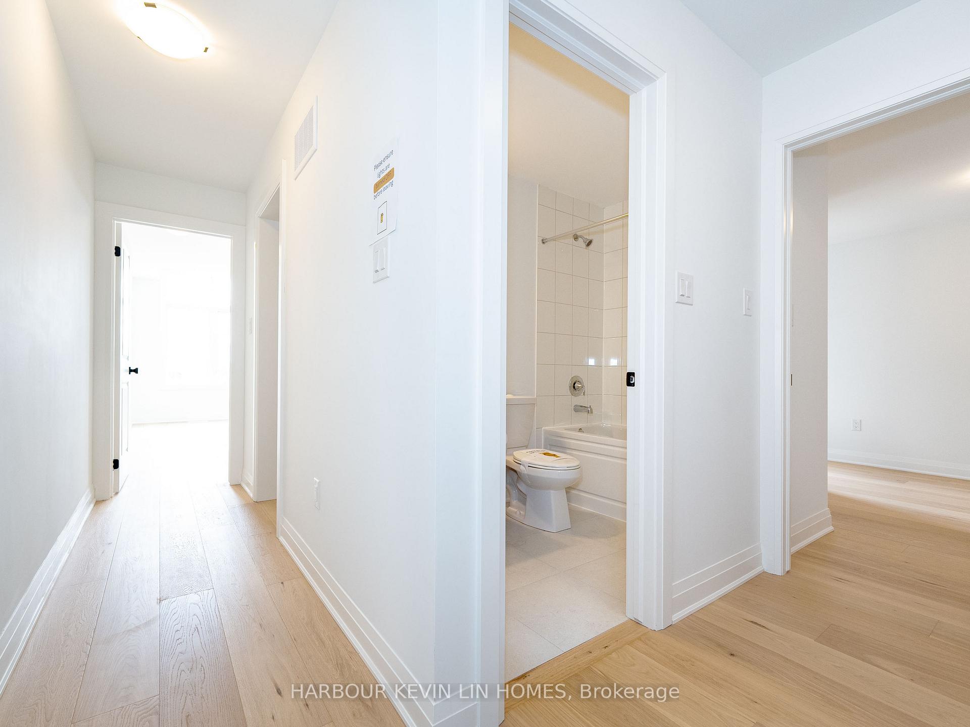 Photo 23 of 46 Azure Drive, Markham, Rural Markham — HOMEH