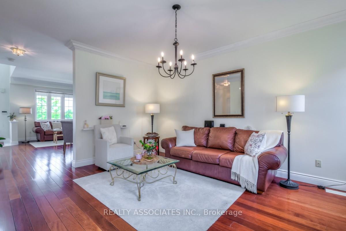 Photo 11 of 67 Chasser Drive, Markham, Greensborough — HOMEH