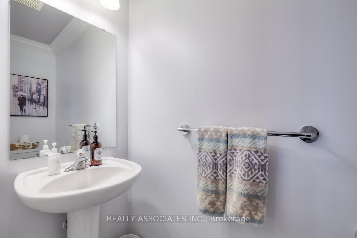 Photo 17 of 67 Chasser Drive, Markham, Greensborough — HOMEH