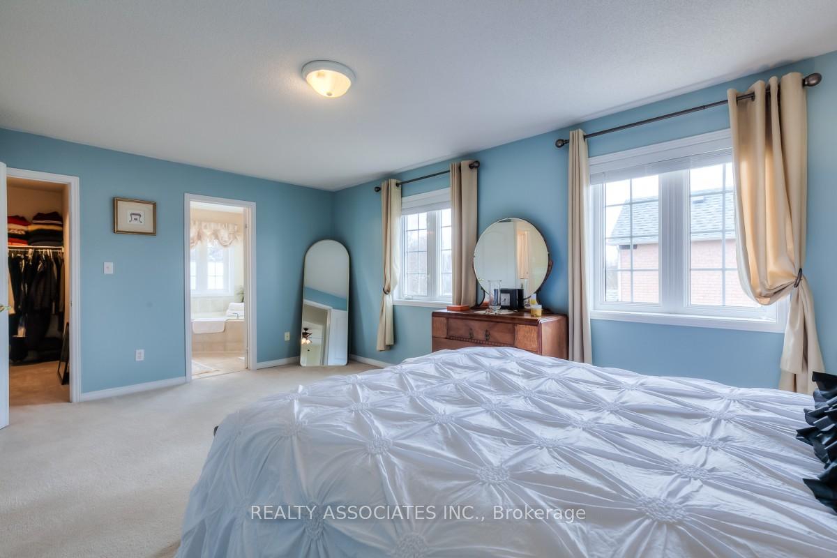 Photo 20 of 67 Chasser Drive, Markham, Greensborough — HOMEH