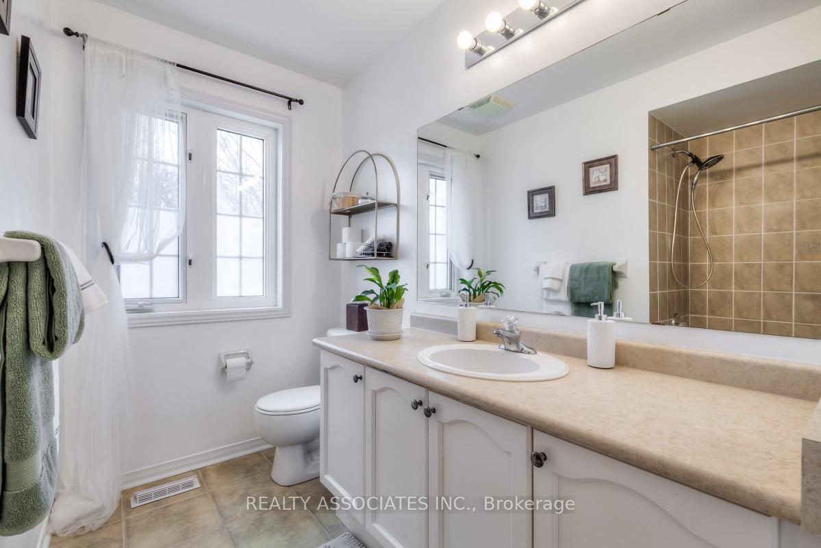 Photo 28 of 67 Chasser Drive, Markham, Greensborough — HOMEH