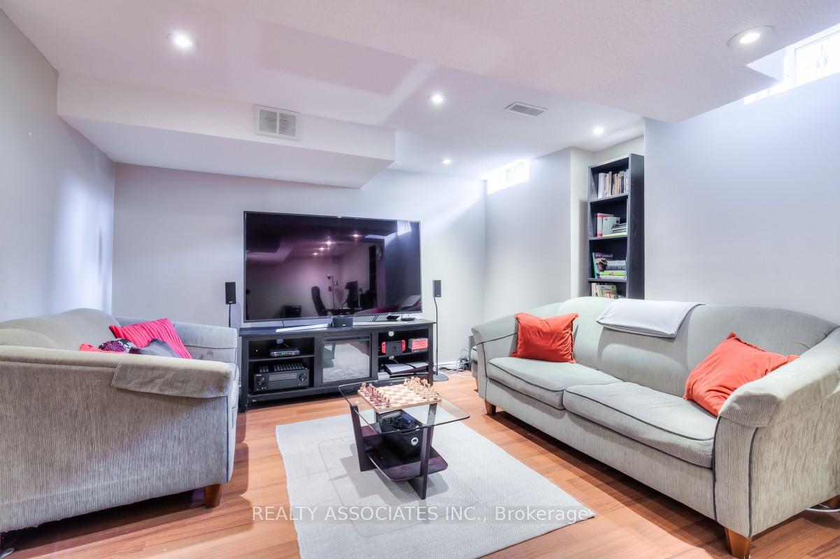 Photo 34 of 67 Chasser Drive, Markham, Greensborough — HOMEH