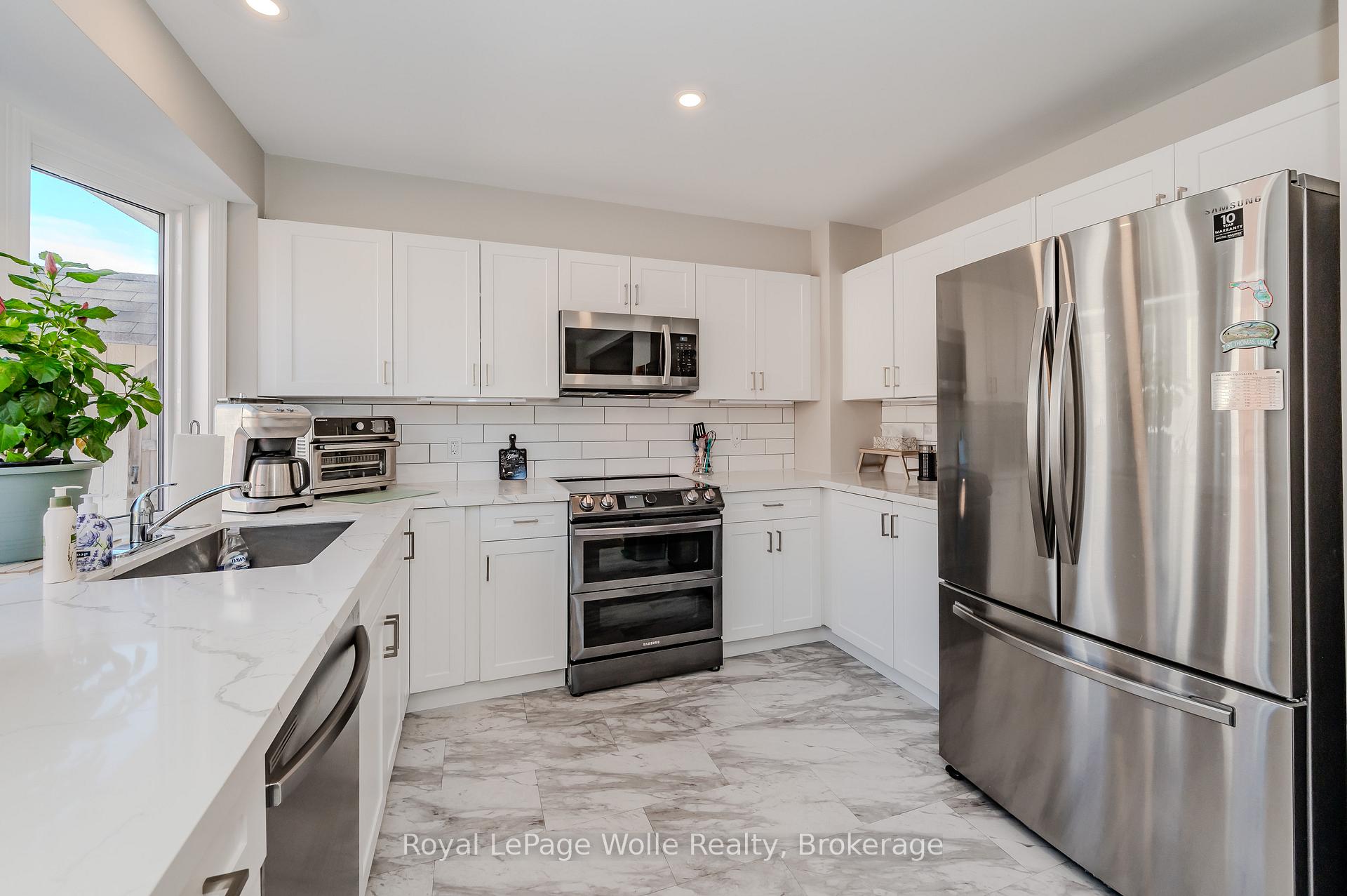 Photo 7 of 48 Summerhill Crescent, Kitchener — HOMEH