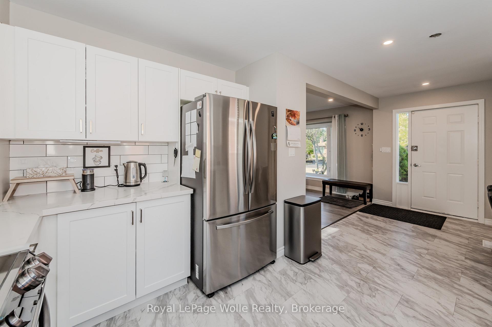 Photo 9 of 48 Summerhill Crescent, Kitchener — HOMEH