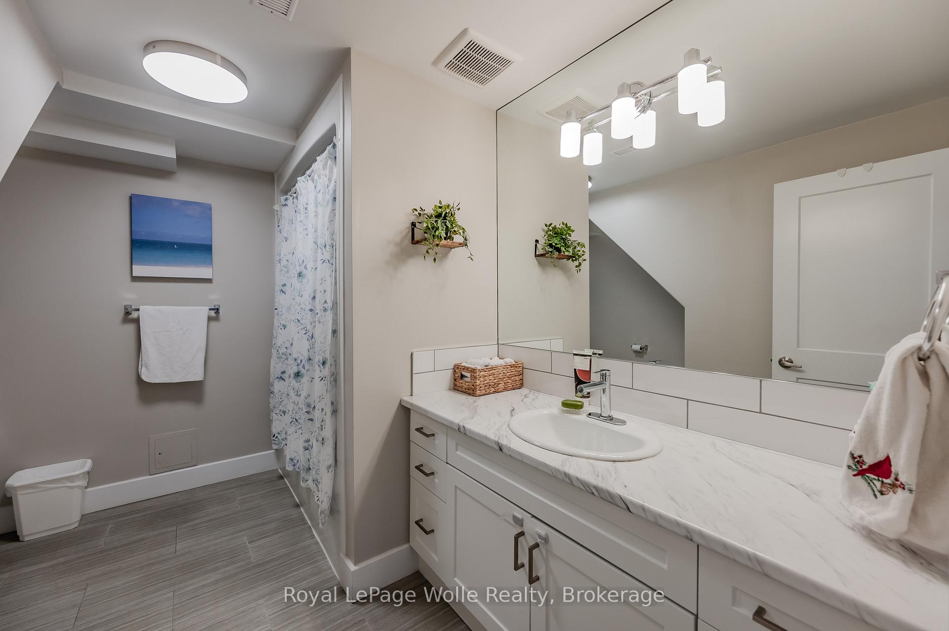 Photo 36 of 48 Summerhill Crescent, Kitchener — HOMEH