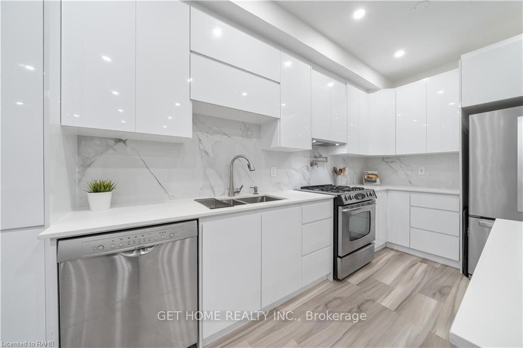 Photo 2 of Unit Main, 28 Panorama Way, Hamilton, Winona Park — HOMEH