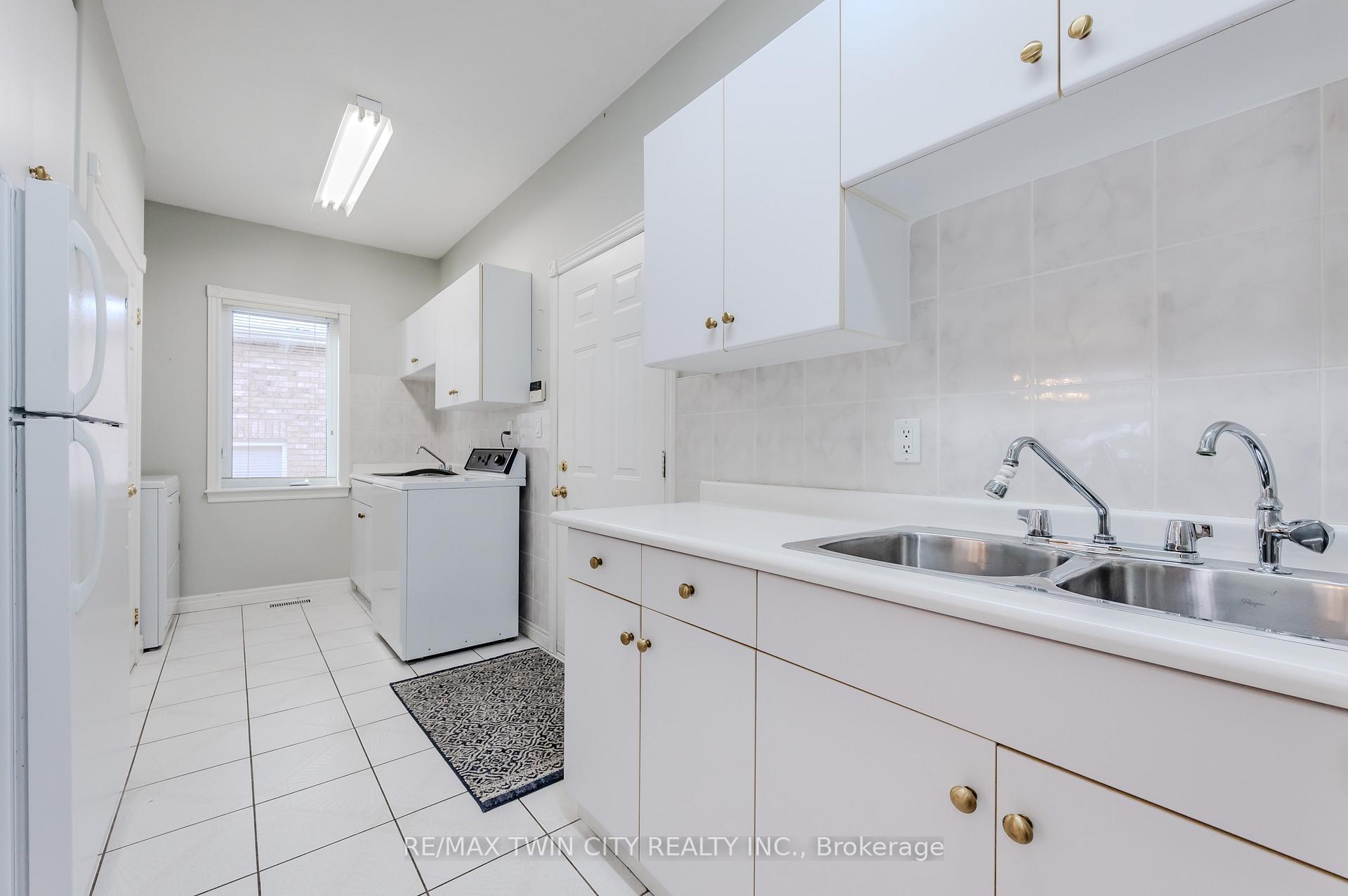 Photo 22 of 63 Templeton Drive, Kitchener — HOMEH