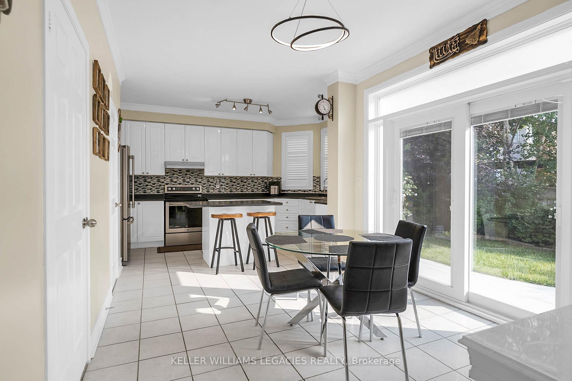 Photo 15 of 1650 Dempsey Crescent, Milton, Beaty — HOMEH