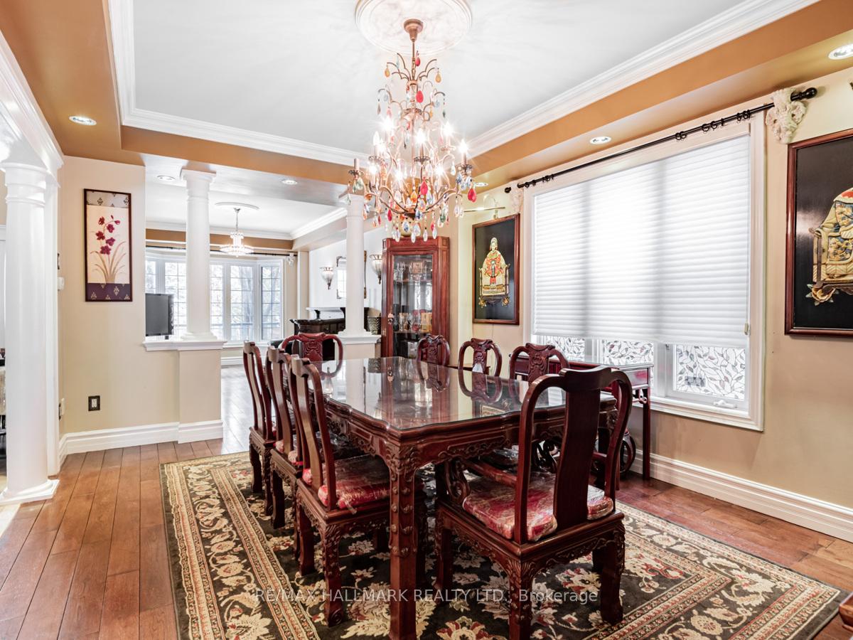 Photo 8 of 5 Legacy Drive, Markham, Legacy — HOMEH
