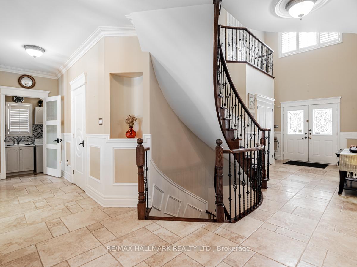 Photo 9 of 5 Legacy Drive, Markham, Legacy — HOMEH