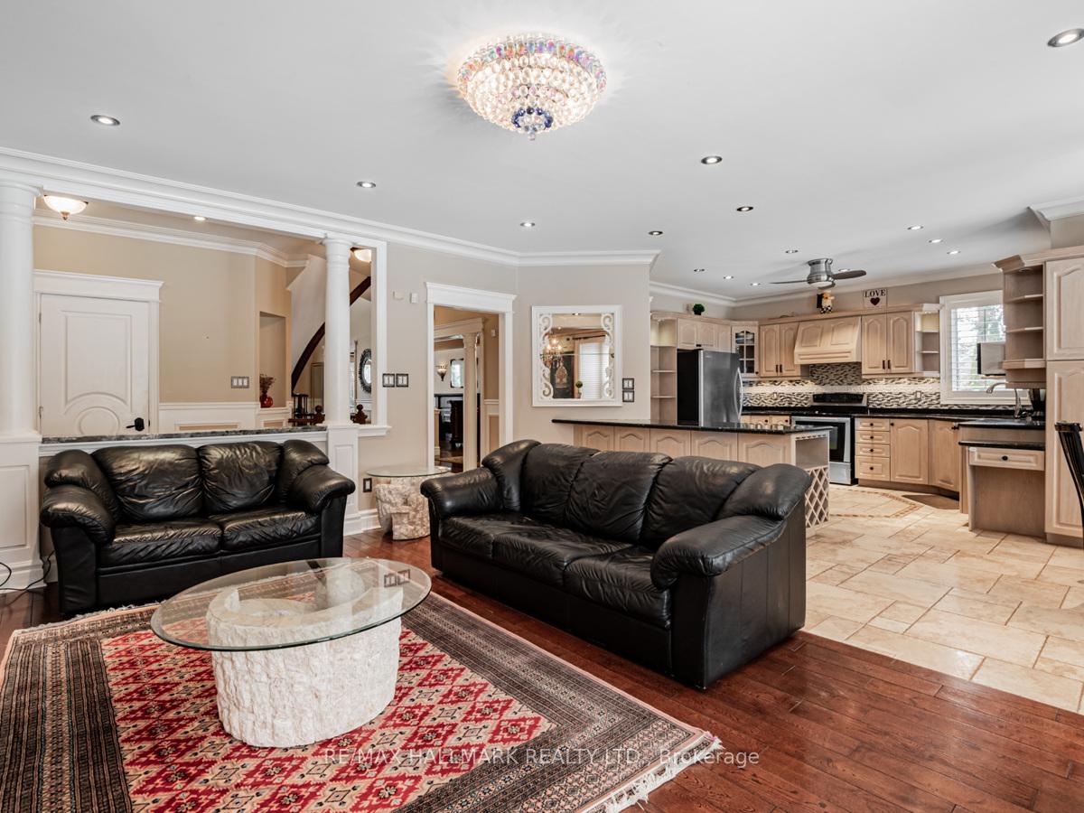 Photo 15 of 5 Legacy Drive, Markham, Legacy — HOMEH