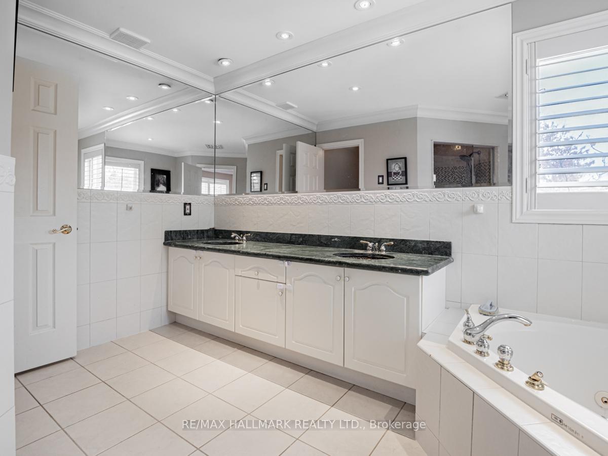 Photo 24 of 5 Legacy Drive, Markham, Legacy — HOMEH