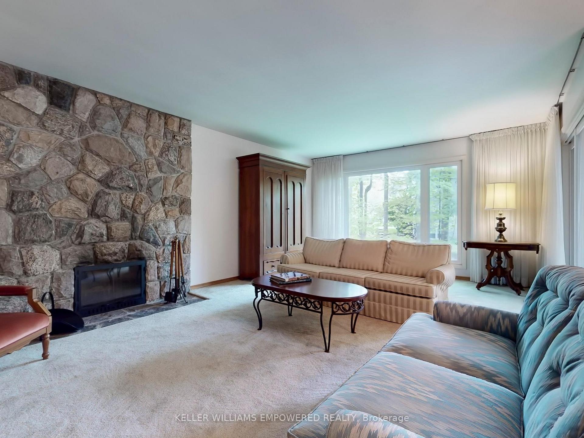 Photo 7 of 5 Pinevale Road, Markham, Grandview — HOMEH
