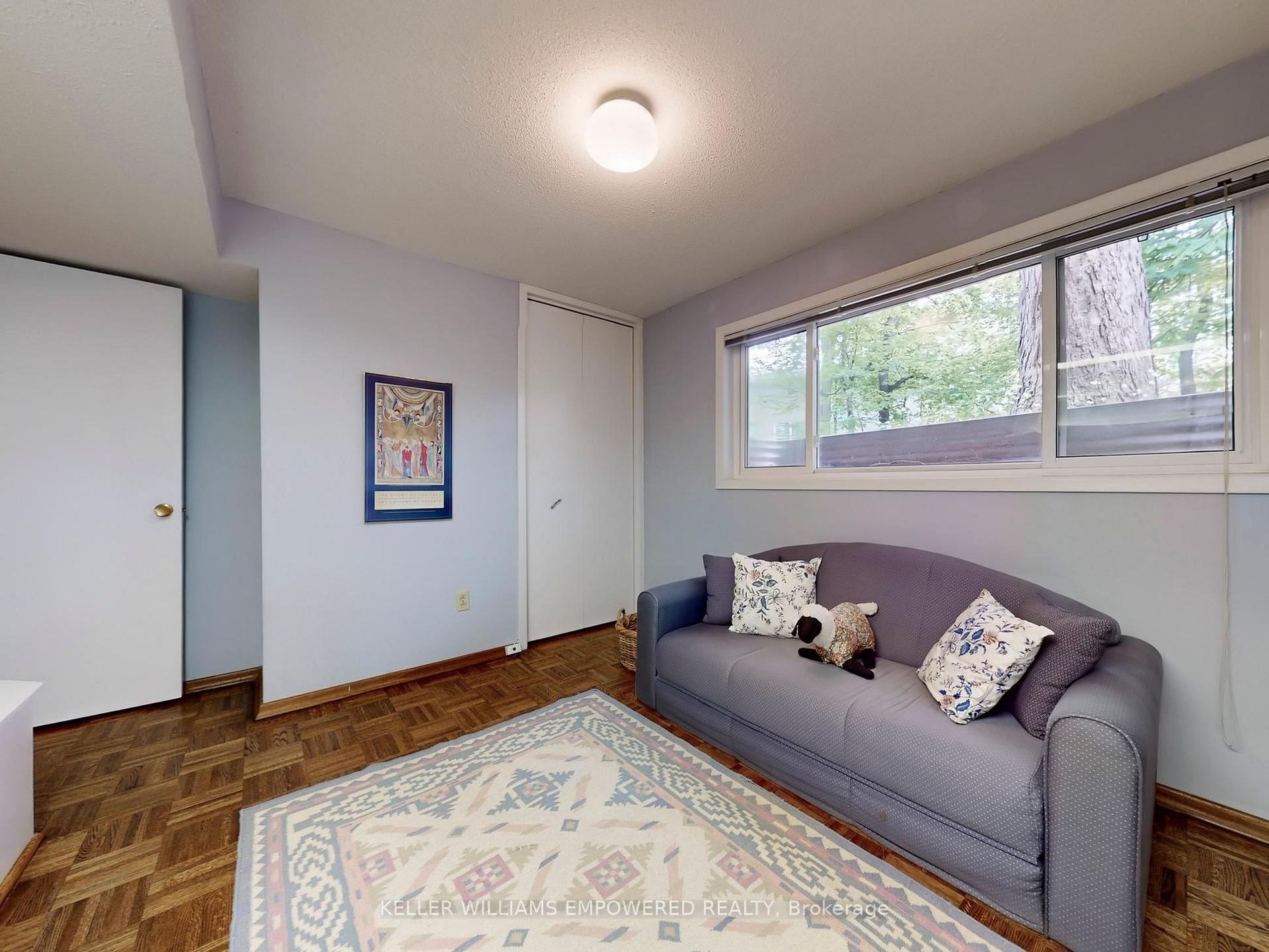 Photo 34 of 5 Pinevale Road, Markham, Grandview — HOMEH
