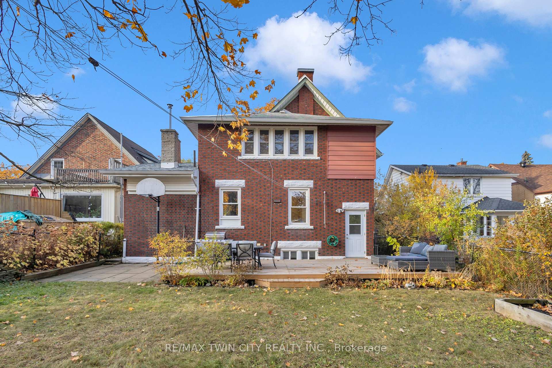 Photo 5 of 57 Patricia Avenue, Kitchener — HOMEH