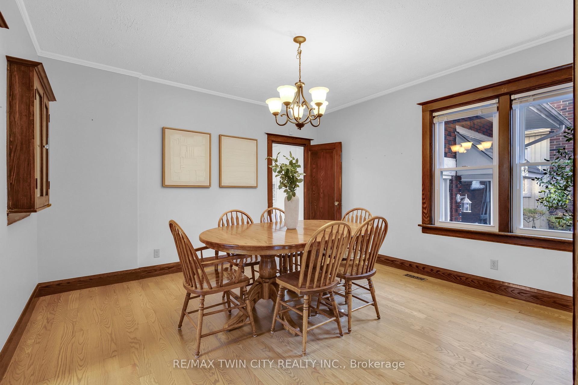 Photo 14 of 57 Patricia Avenue, Kitchener — HOMEH