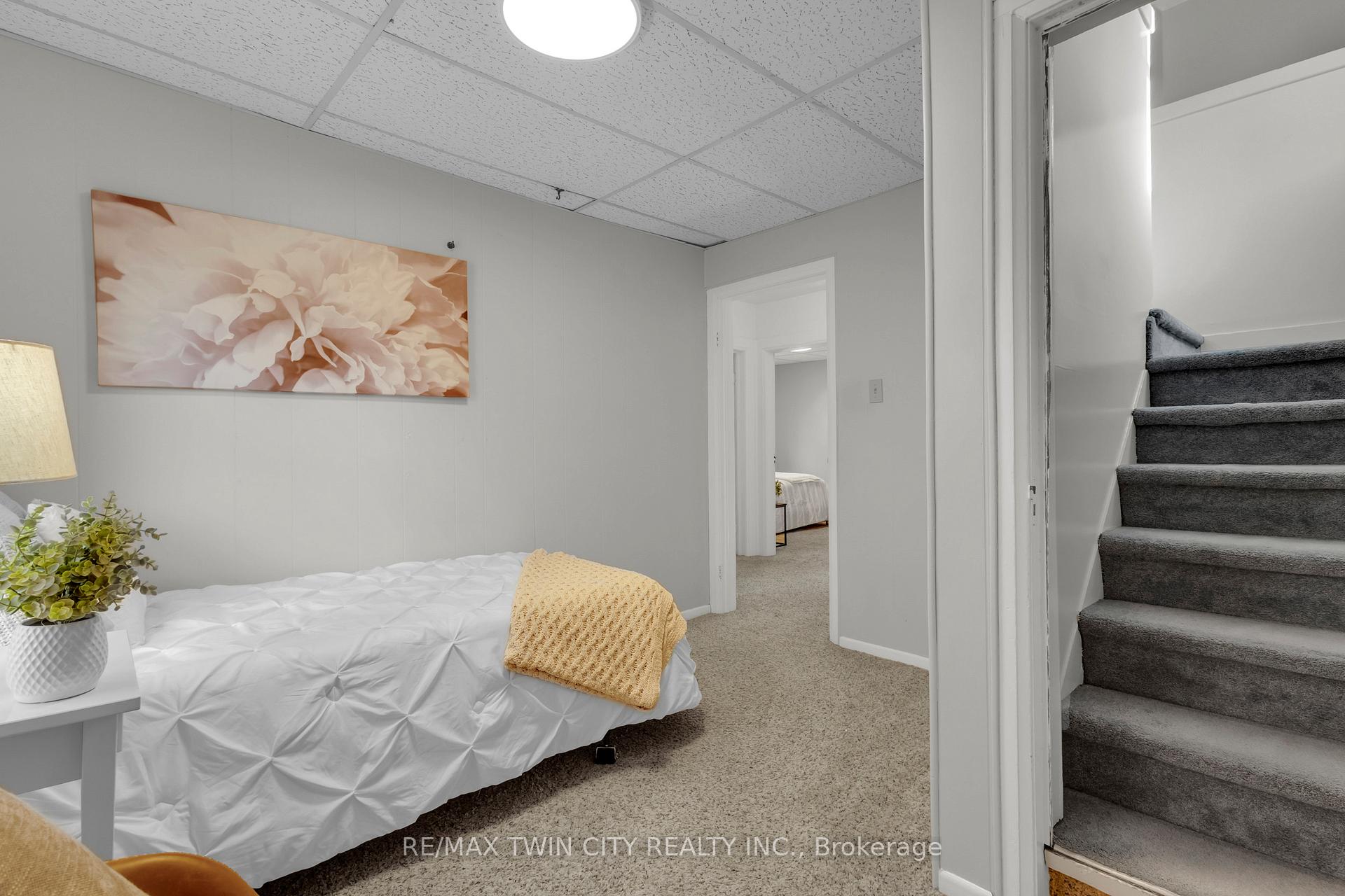 Photo 28 of 57 Patricia Avenue, Kitchener — HOMEH