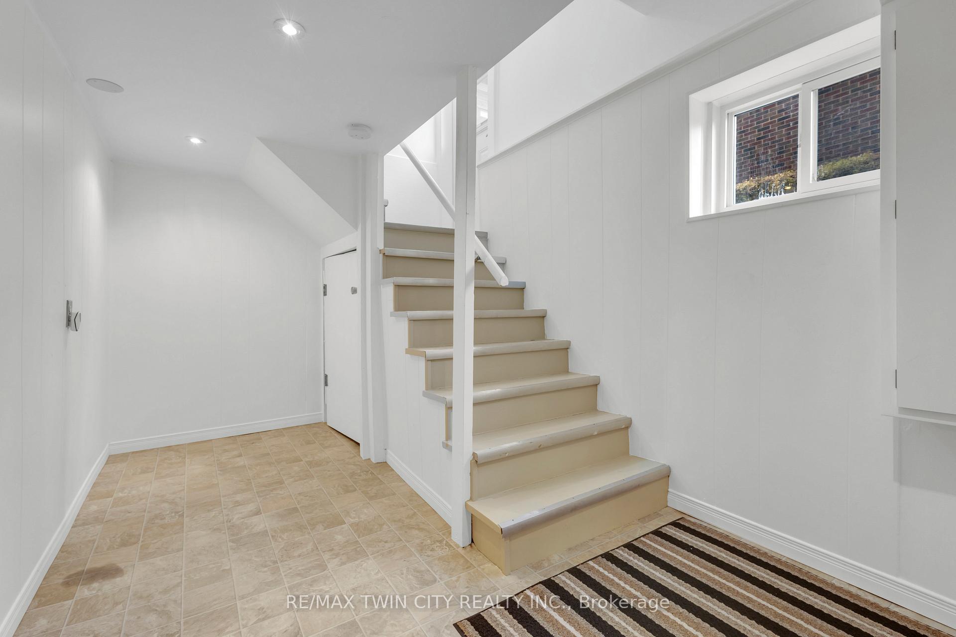 Photo 36 of 57 Patricia Avenue, Kitchener — HOMEH