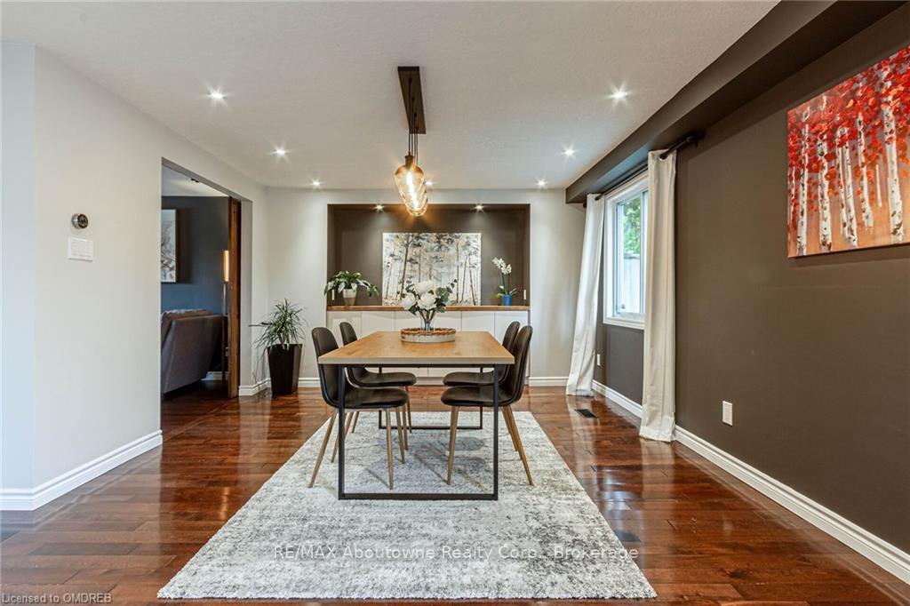 Photo 9 of 96 Montana Crescent, Kitchener, Forest Heights — HOMEH