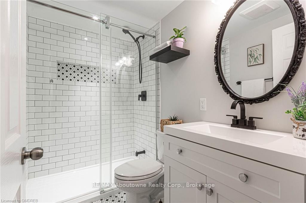 Photo 28 of 96 Montana Crescent, Kitchener, Forest Heights — HOMEH