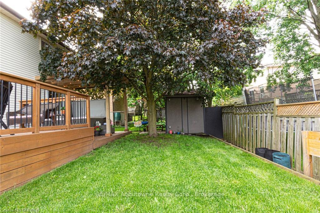 Photo 36 of 96 Montana Crescent, Kitchener, Forest Heights — HOMEH