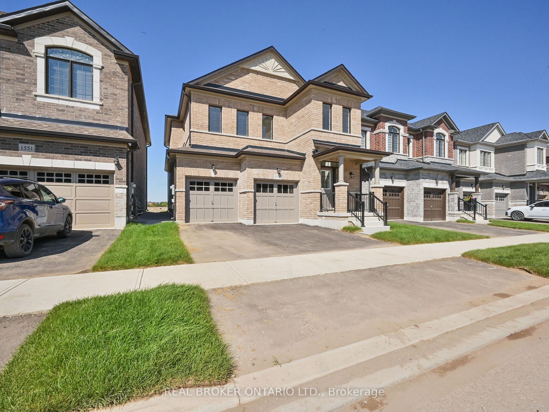 Photo 2 of 1555 Severn Drive, Milton, Bowes — HOMEH
