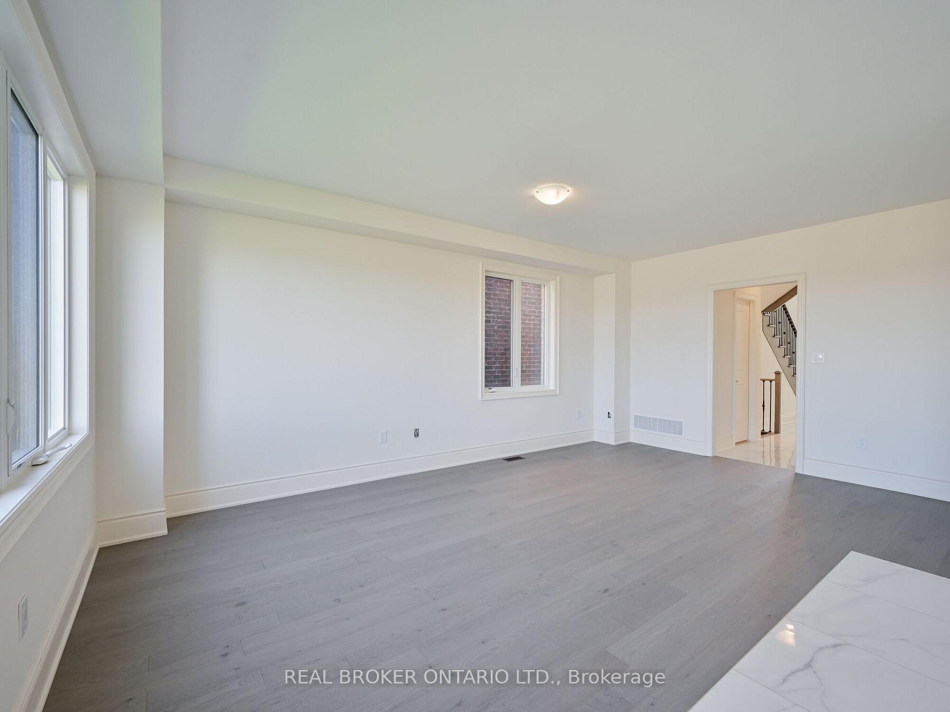 Photo 10 of 1555 Severn Drive, Milton, Bowes — HOMEH