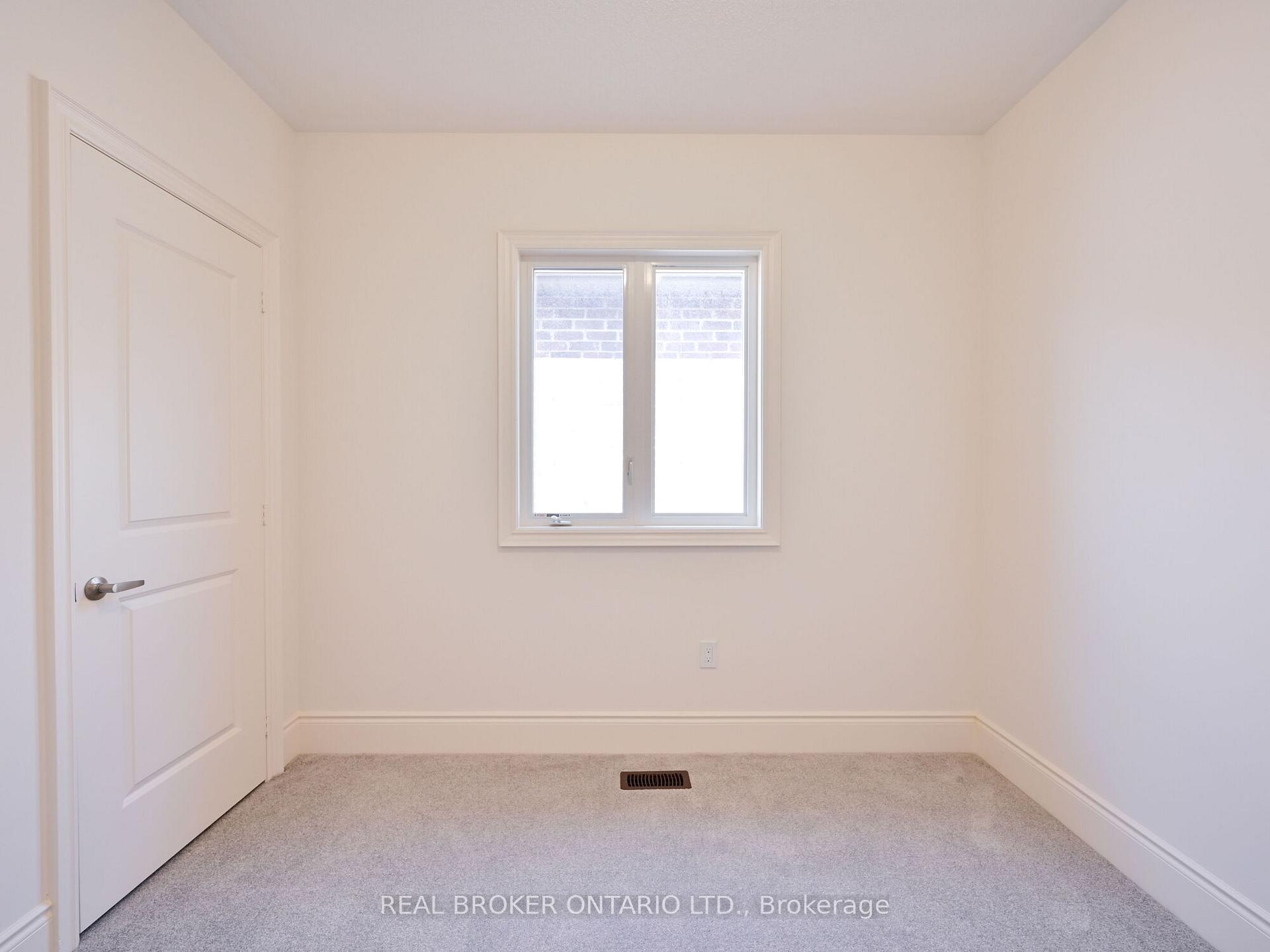 Photo 32 of 1555 Severn Drive, Milton, Bowes — HOMEH
