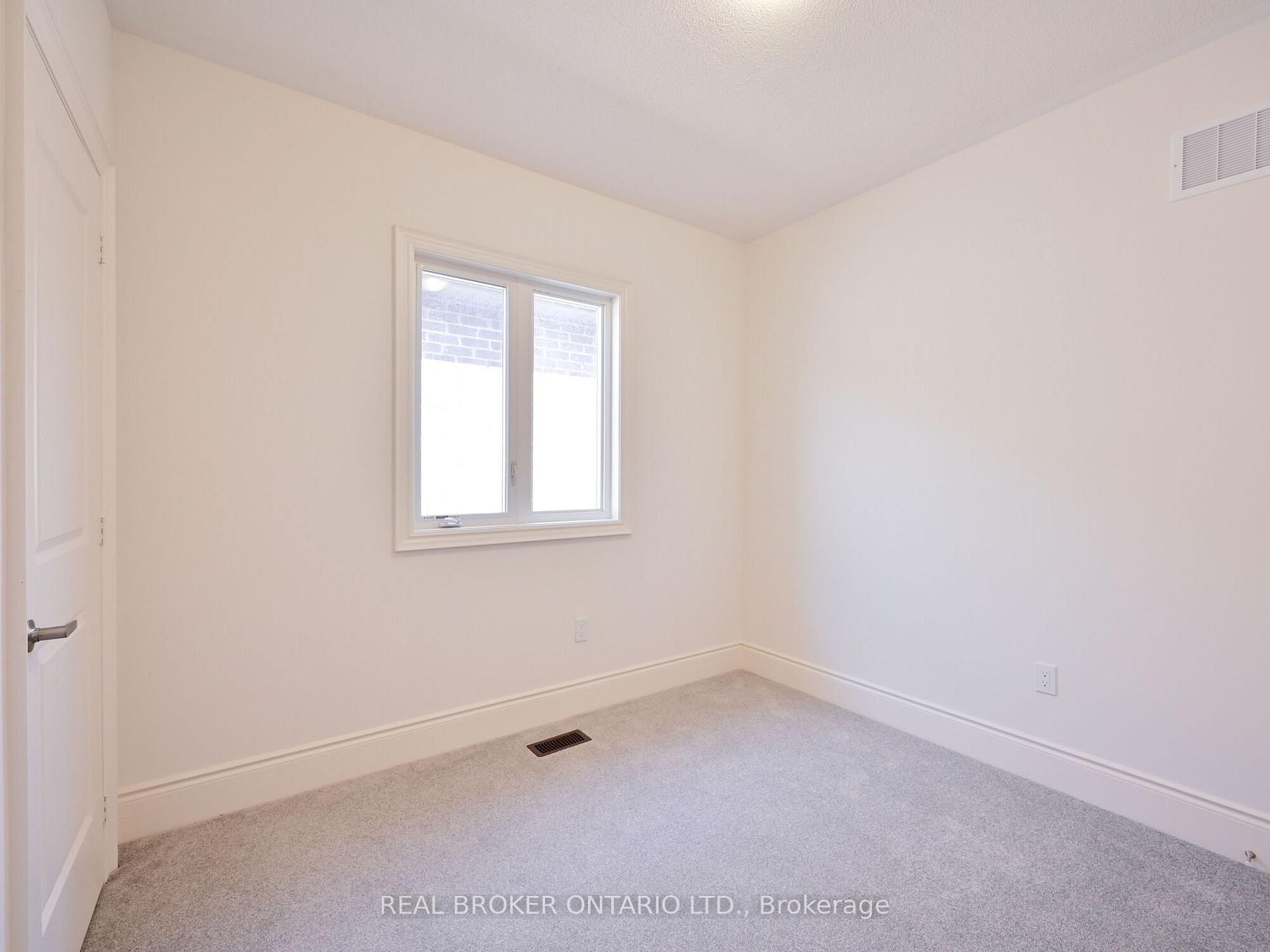 Photo 33 of 1555 Severn Drive, Milton, Bowes — HOMEH