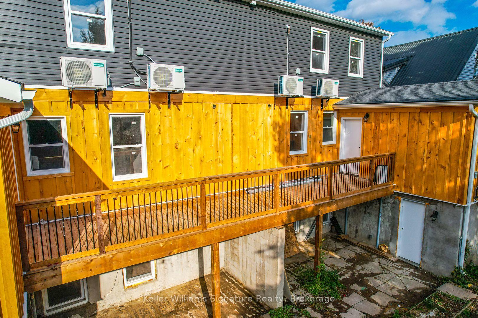 Photo 5 of Unit 4, 164 Picton Street E, Hamilton, North End — HOMEH