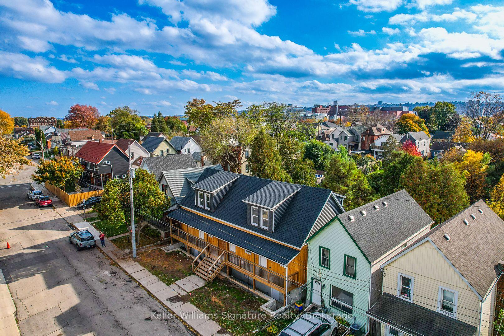 Photo 7 of Unit 4, 164 Picton Street E, Hamilton, North End — HOMEH