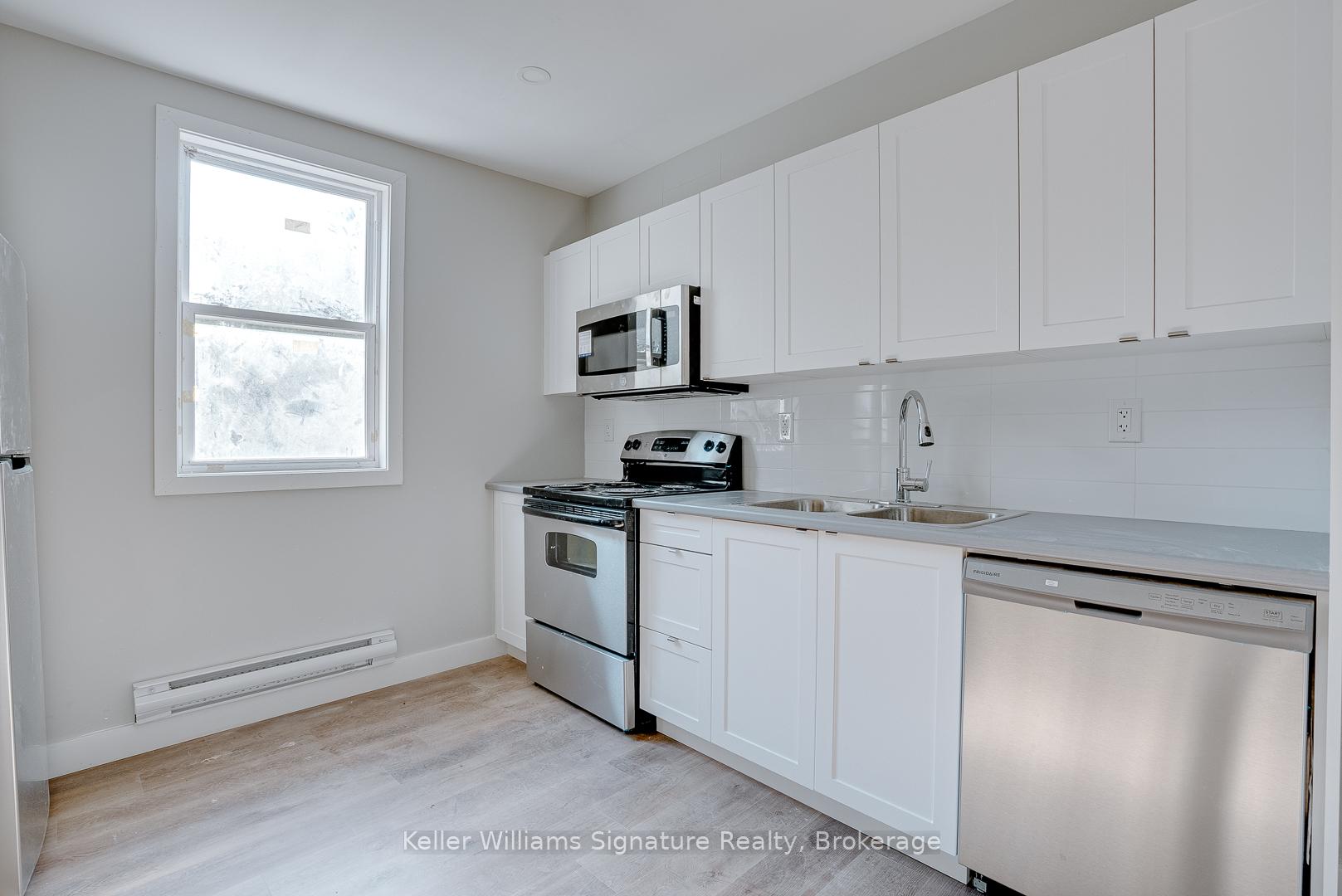 Photo 9 of Unit 4, 164 Picton Street E, Hamilton, North End — HOMEH