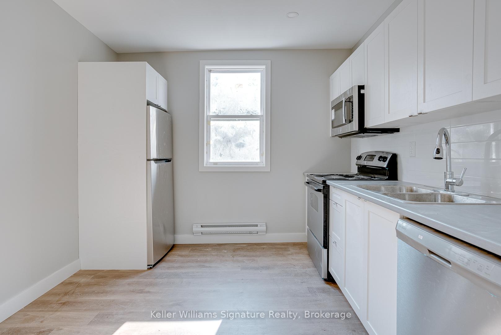 Photo 11 of Unit 4, 164 Picton Street E, Hamilton, North End — HOMEH