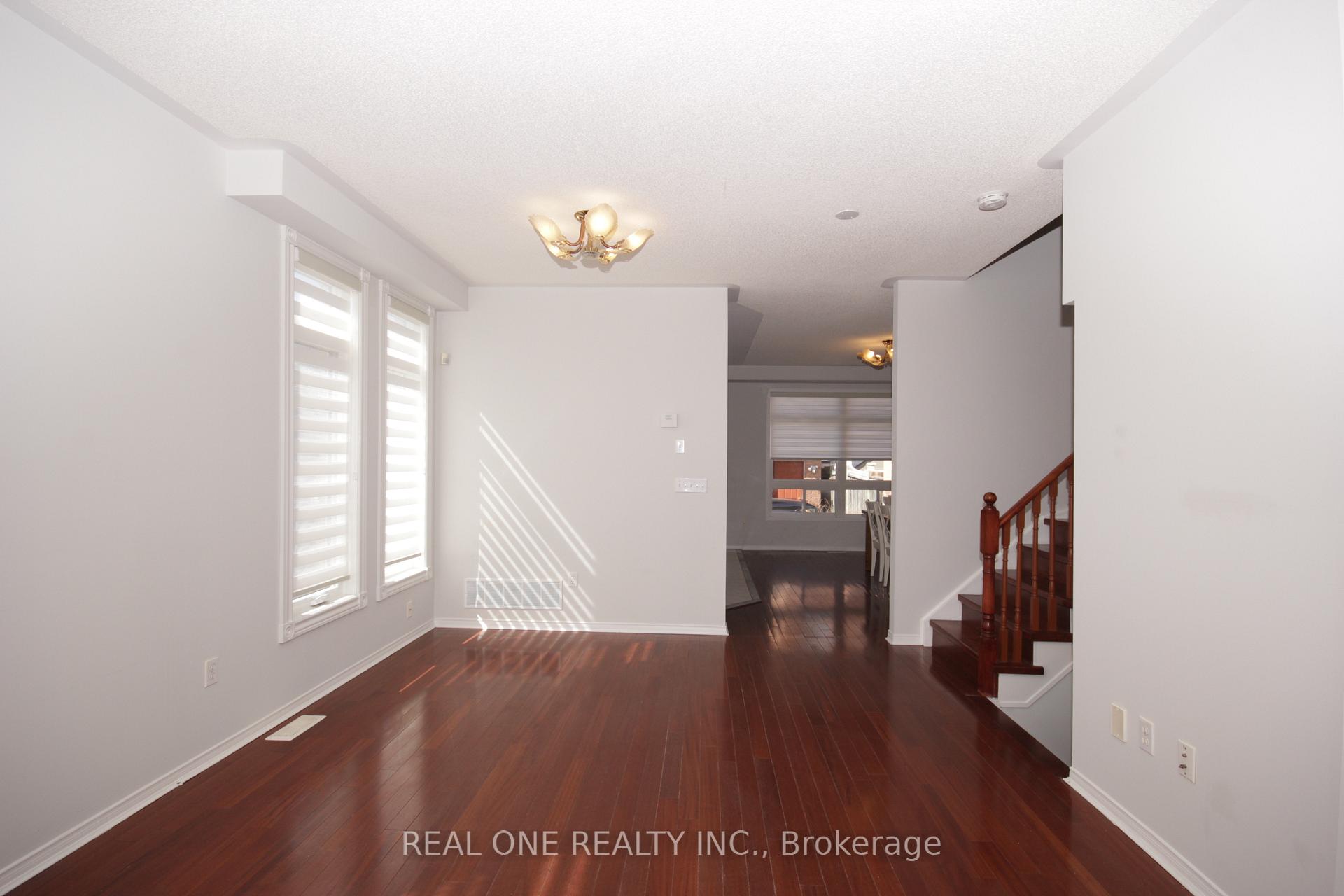 Photo 9 of 52 Russell Hill Road, Markham, Berczy — HOMEH