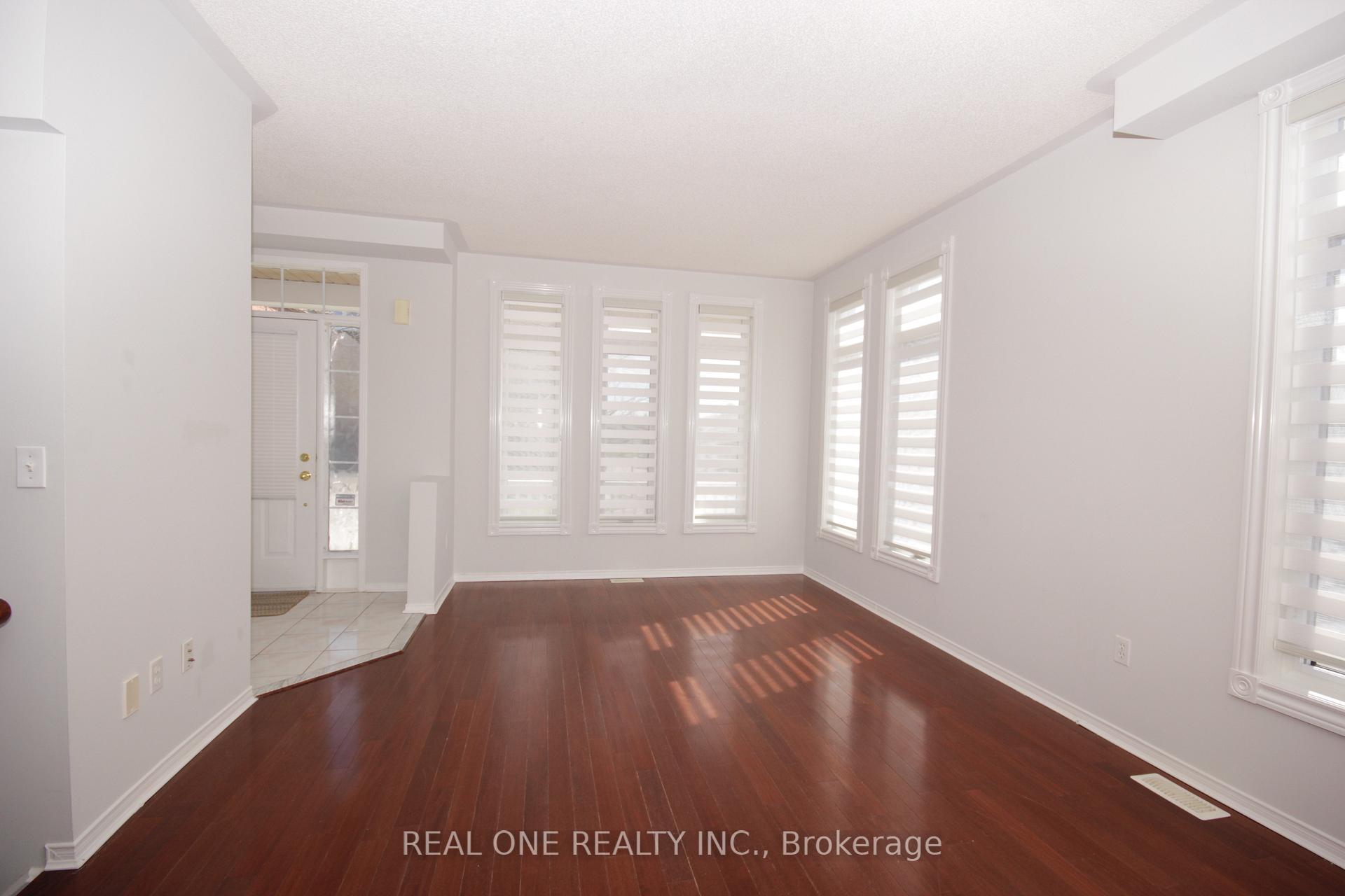 Photo 11 of 52 Russell Hill Road, Markham, Berczy — HOMEH