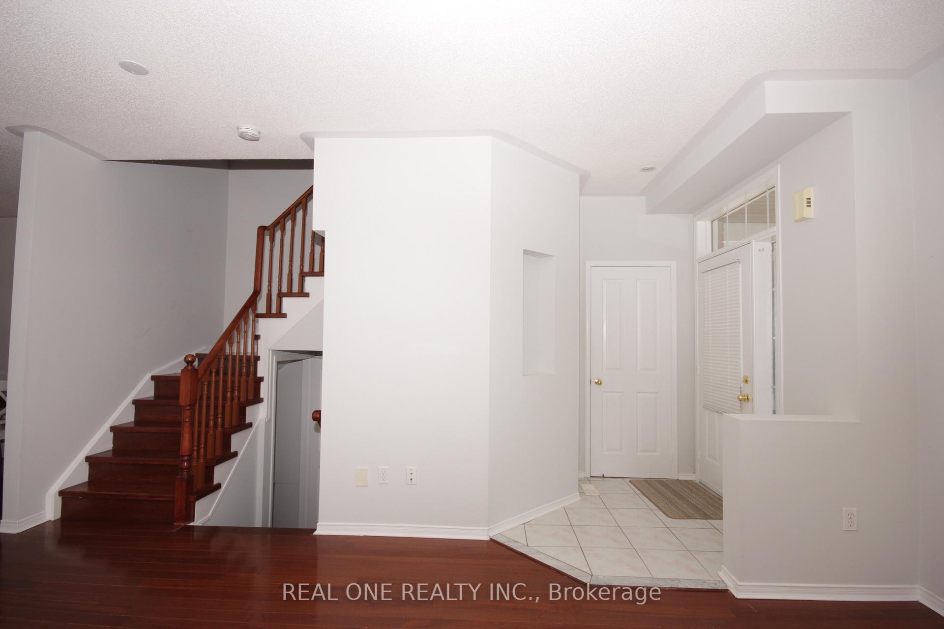 Photo 12 of 52 Russell Hill Road, Markham, Berczy — HOMEH