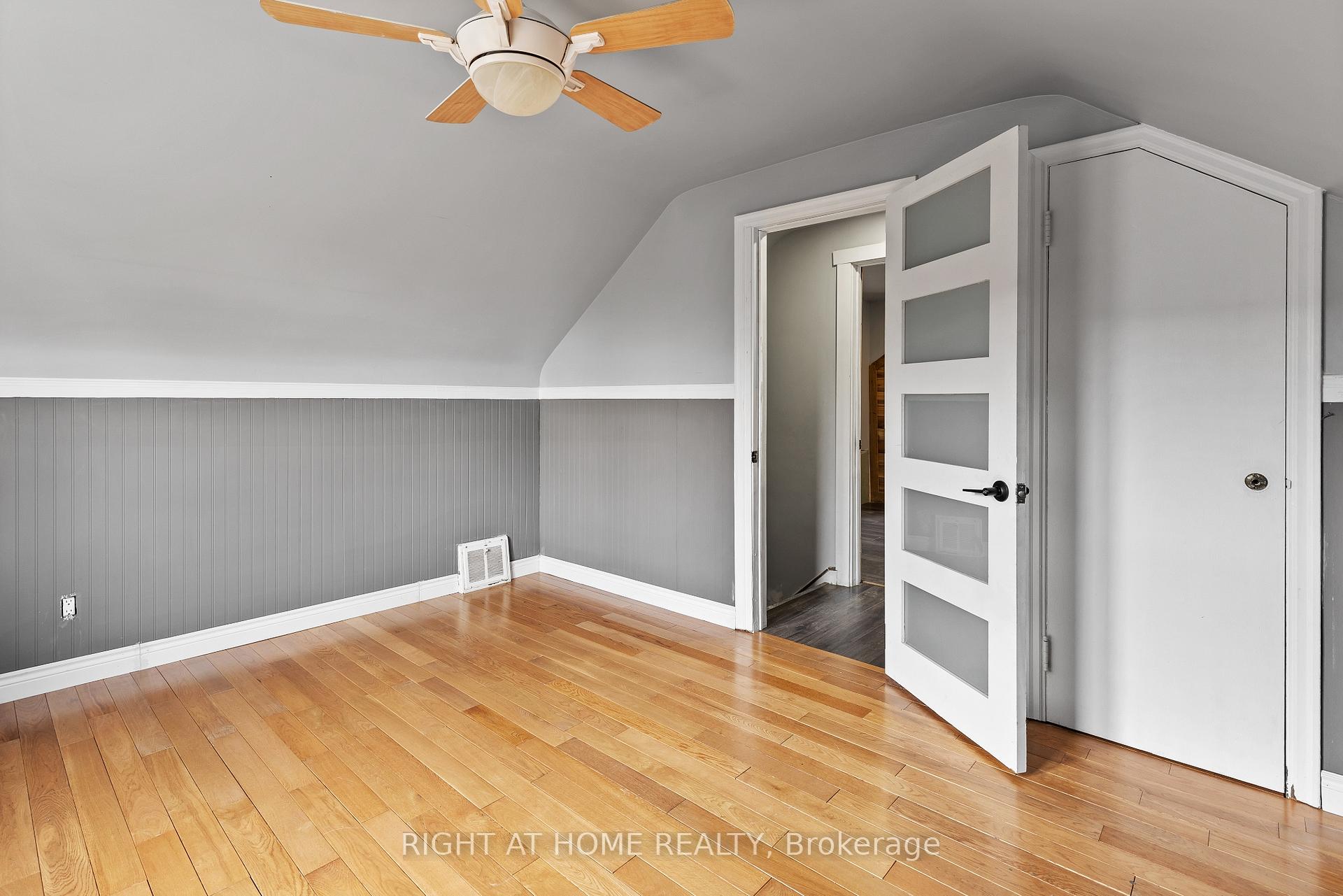Photo 13 of 45 Layton Street, Kitchener — HOMEH