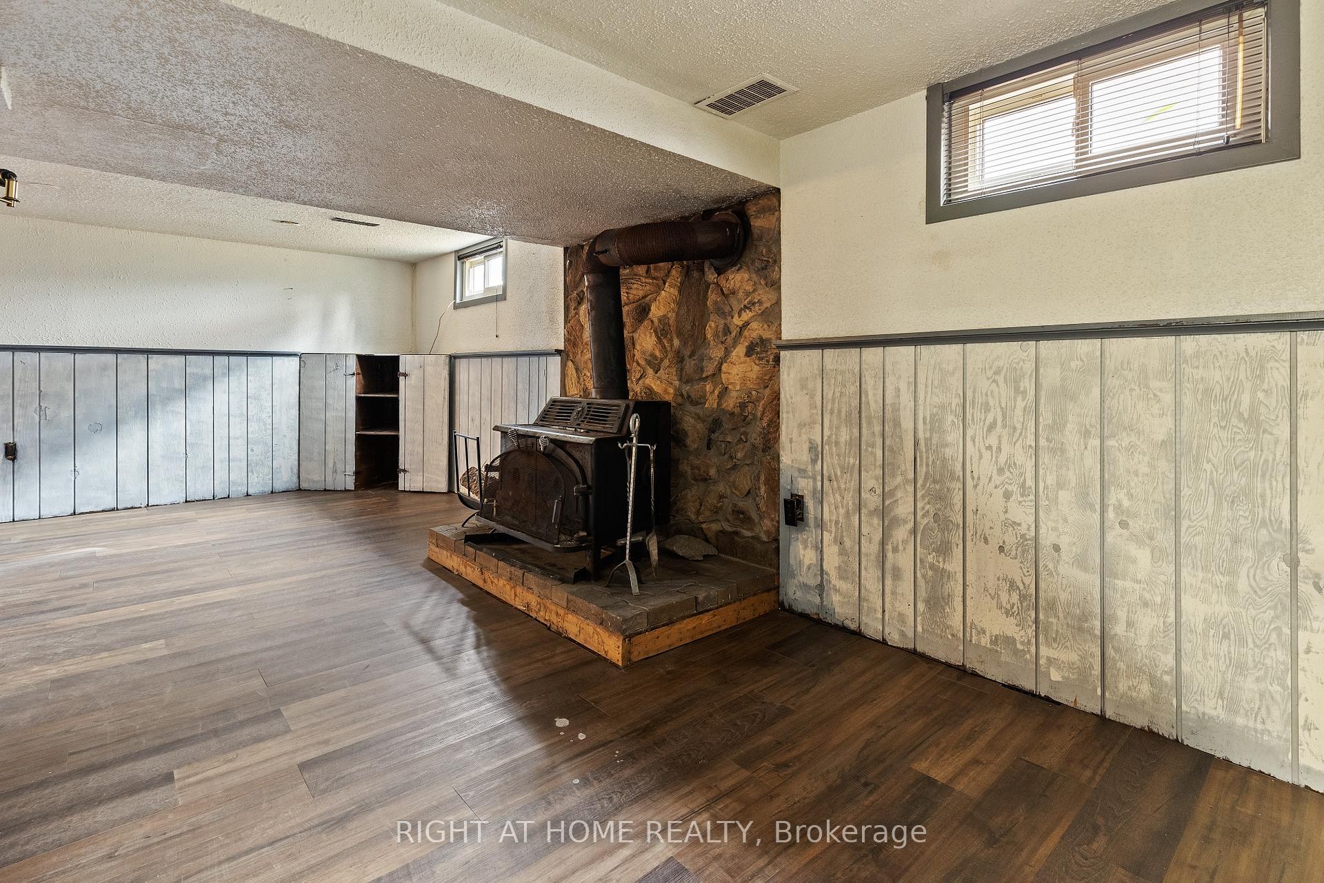 Photo 21 of 45 Layton Street, Kitchener — HOMEH
