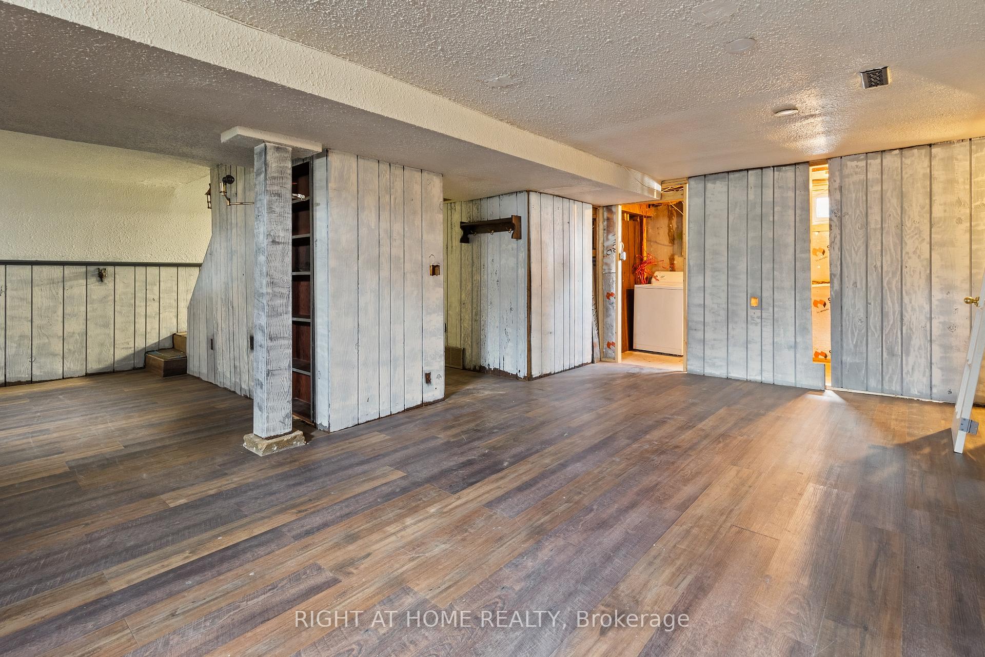 Photo 23 of 45 Layton Street, Kitchener — HOMEH