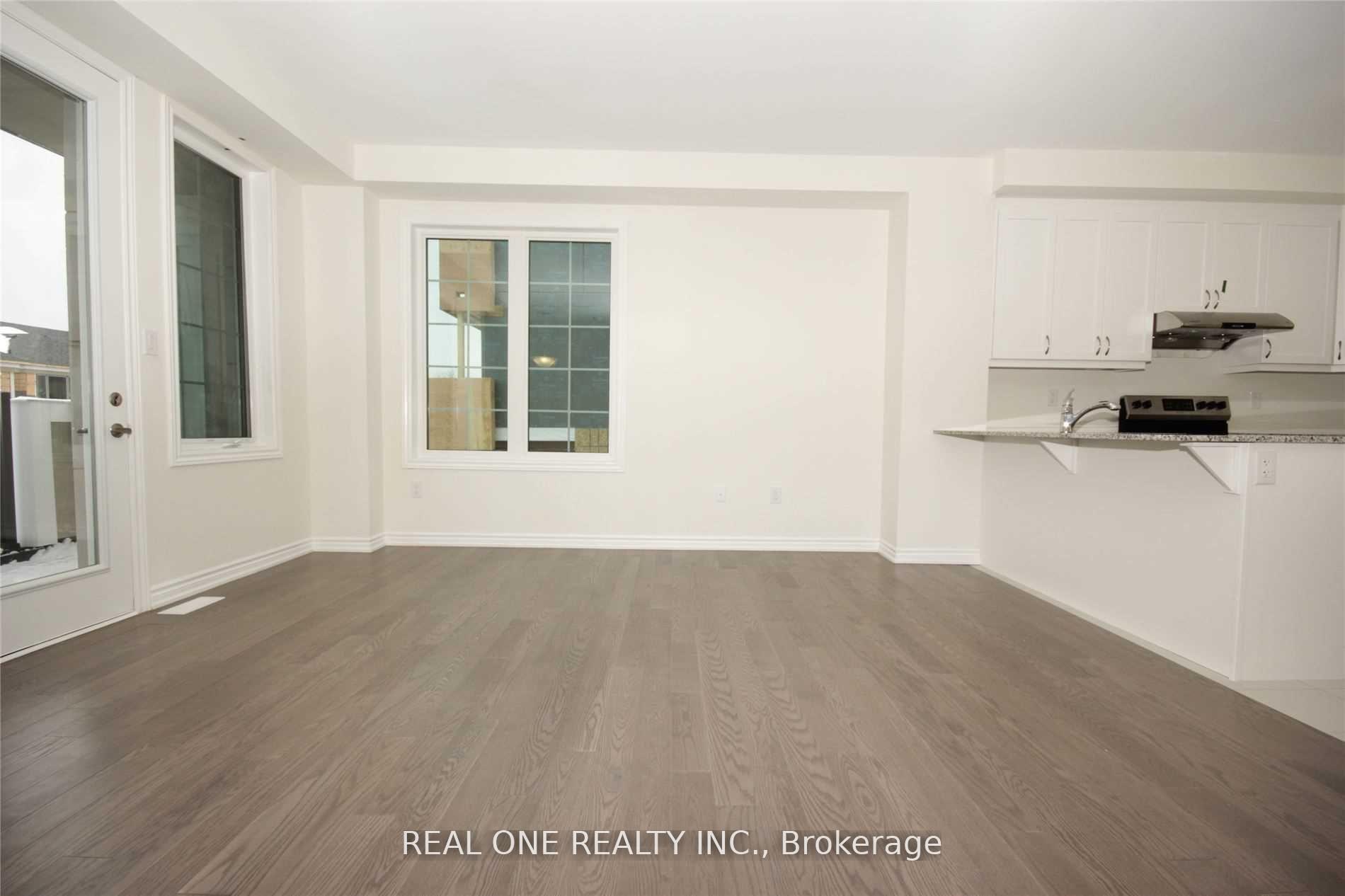 Photo 3 of 83 Therma Crescent, Markham, Victoria Square — HOMEH