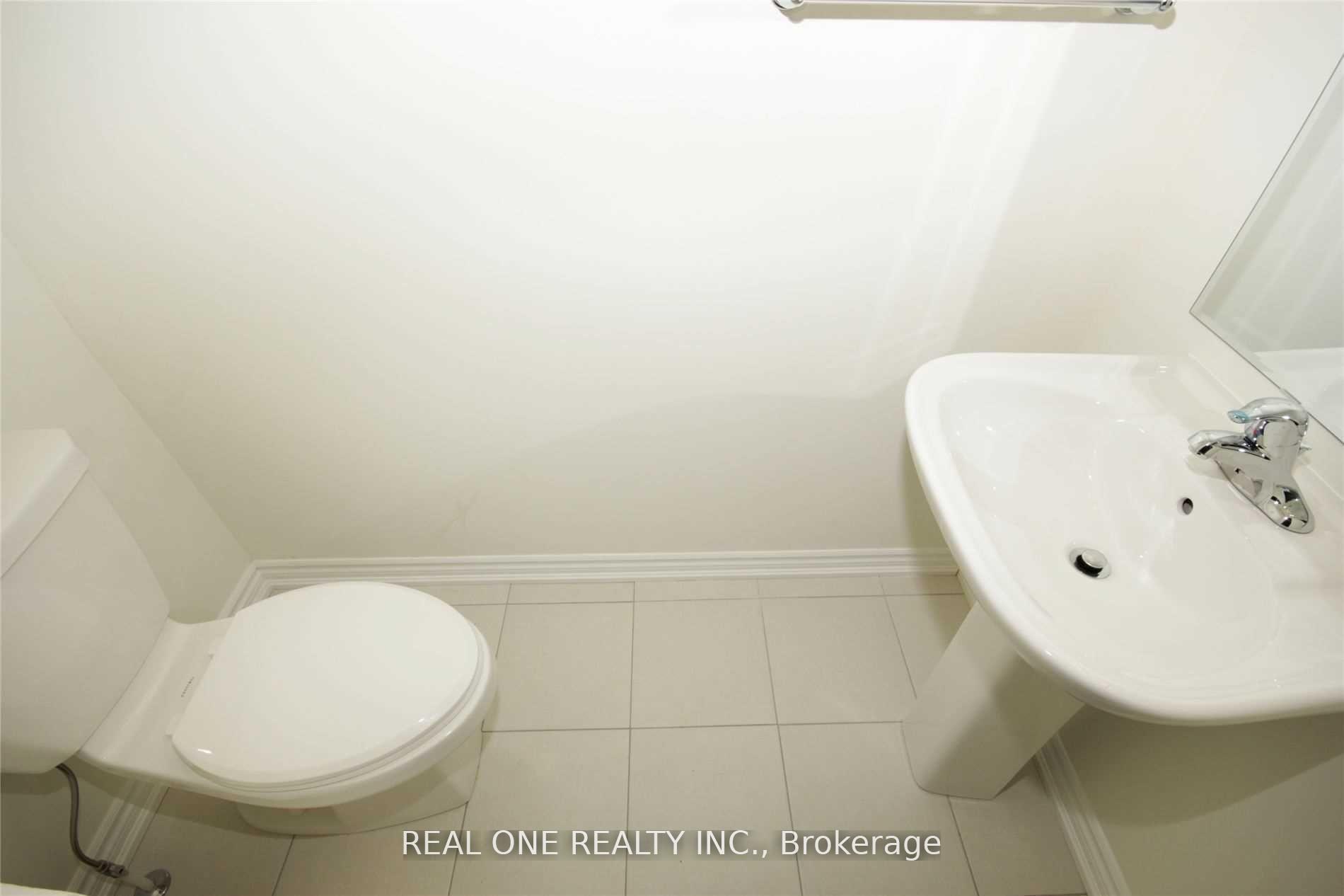 Photo 9 of 83 Therma Crescent, Markham, Victoria Square — HOMEH