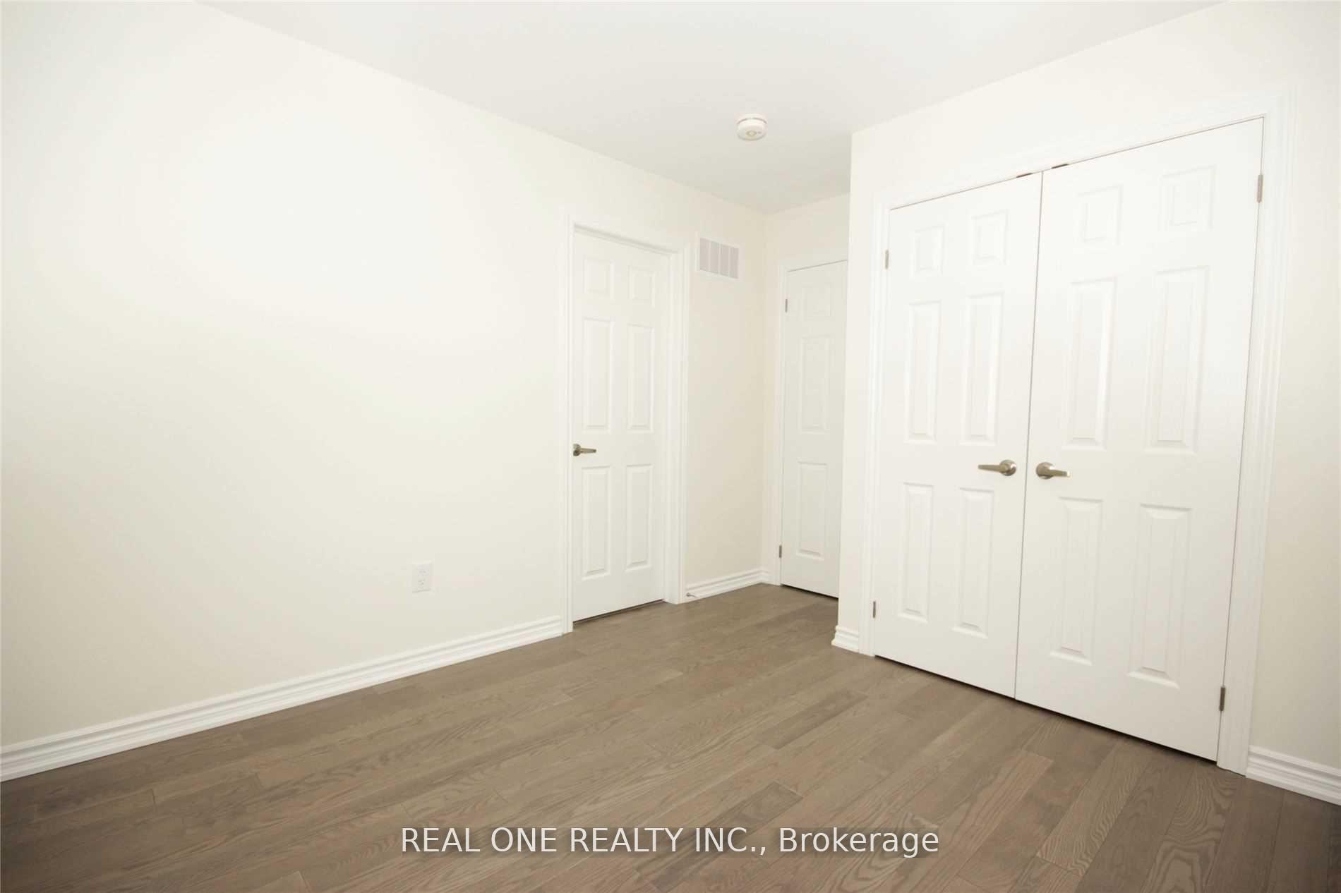 Photo 13 of 83 Therma Crescent, Markham, Victoria Square — HOMEH